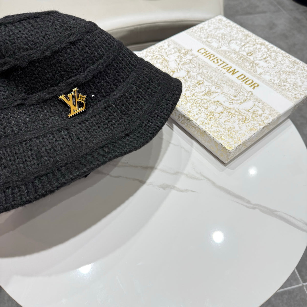 Louis Vuitton Knit Bucket Hat - image 4