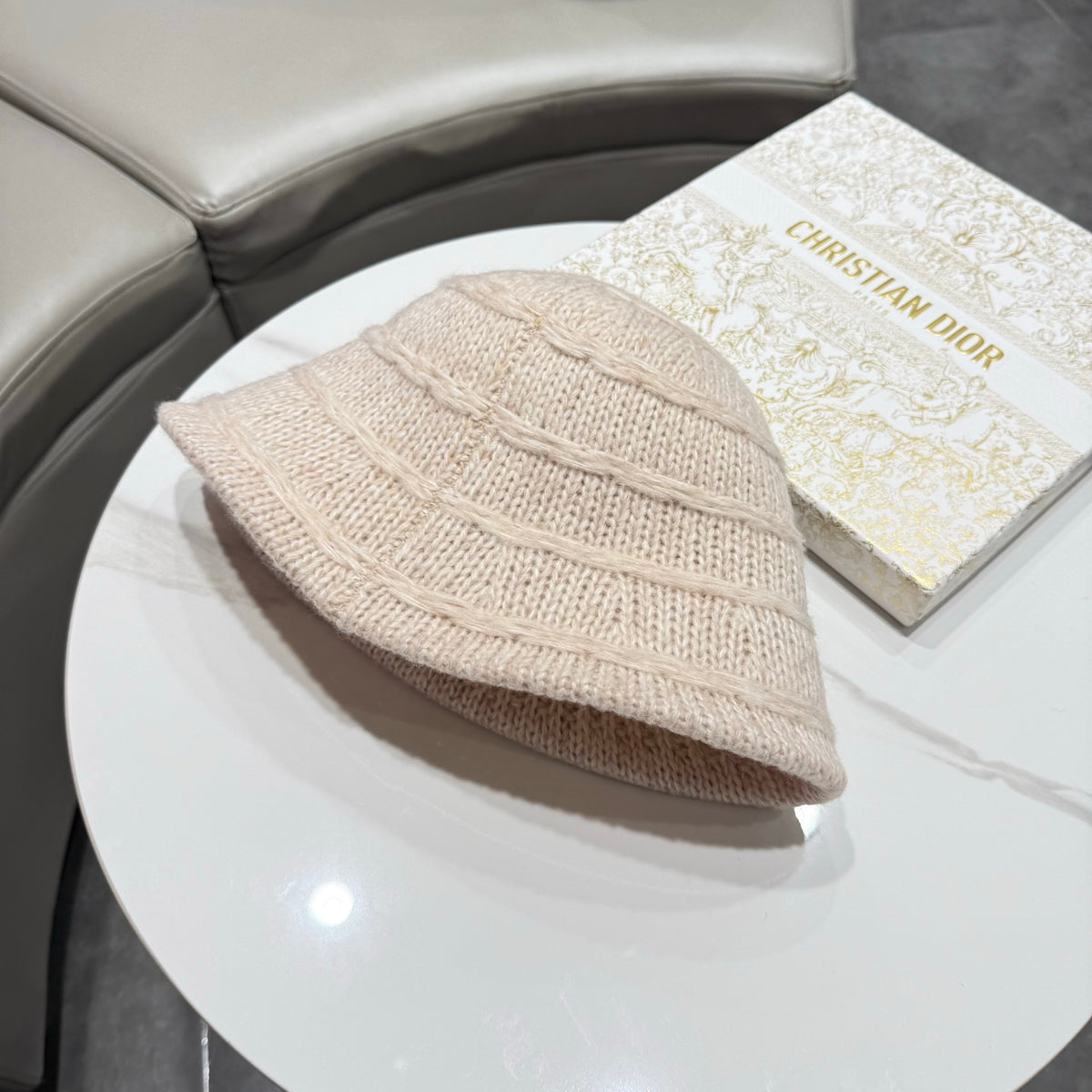 Louis Vuitton Knit Bucket Hat - image 8