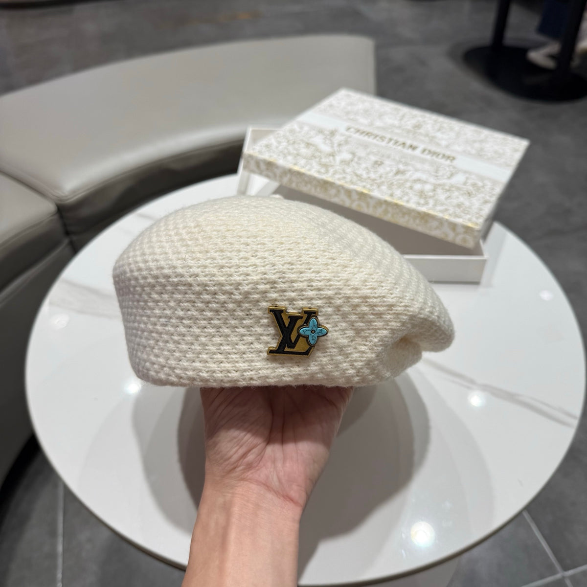 Beret - image 8