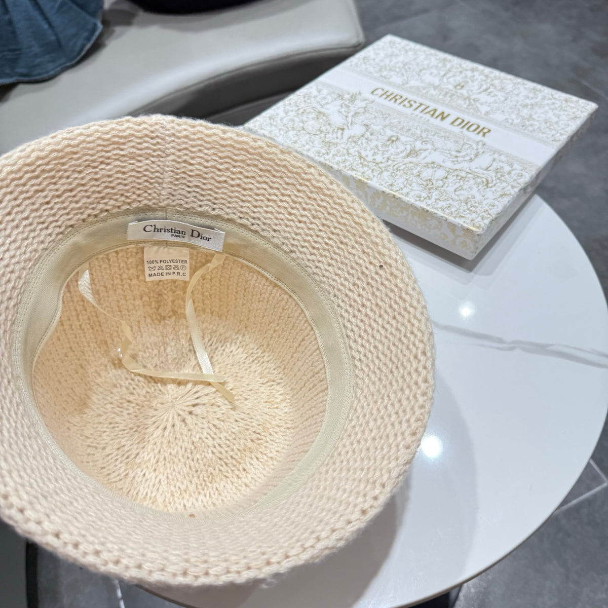 Dior Open Knit Bucket Hat - image 9