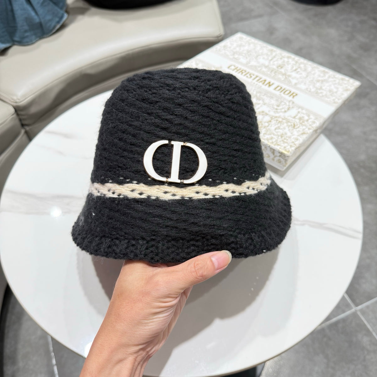 Dior Open Knit Bucket Hat - image 7
