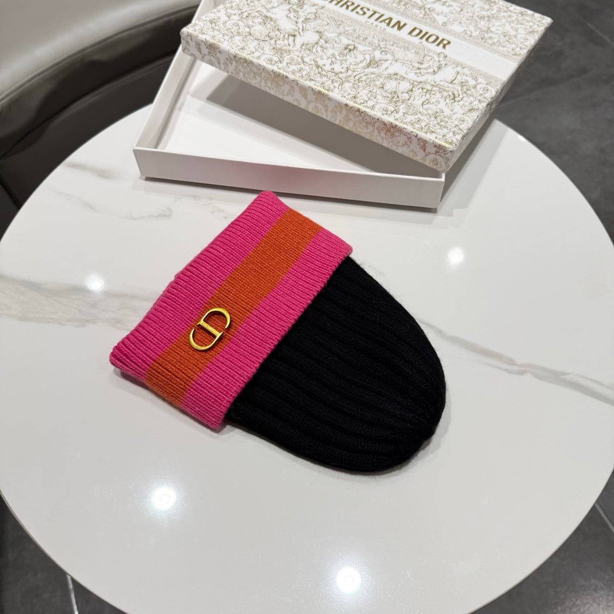 Dior Wool Beanie - image 8