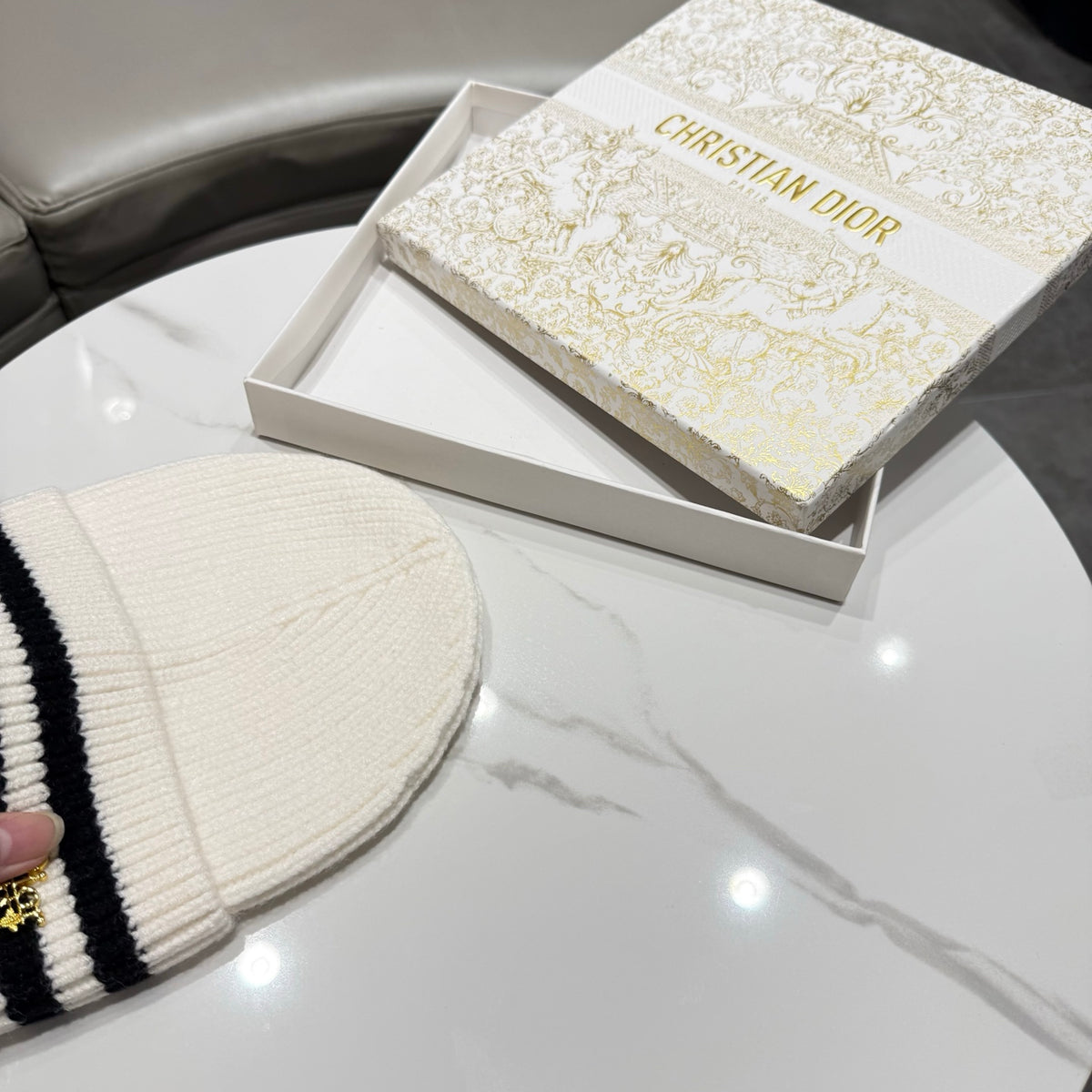 Dior Knit Beanie - image 6