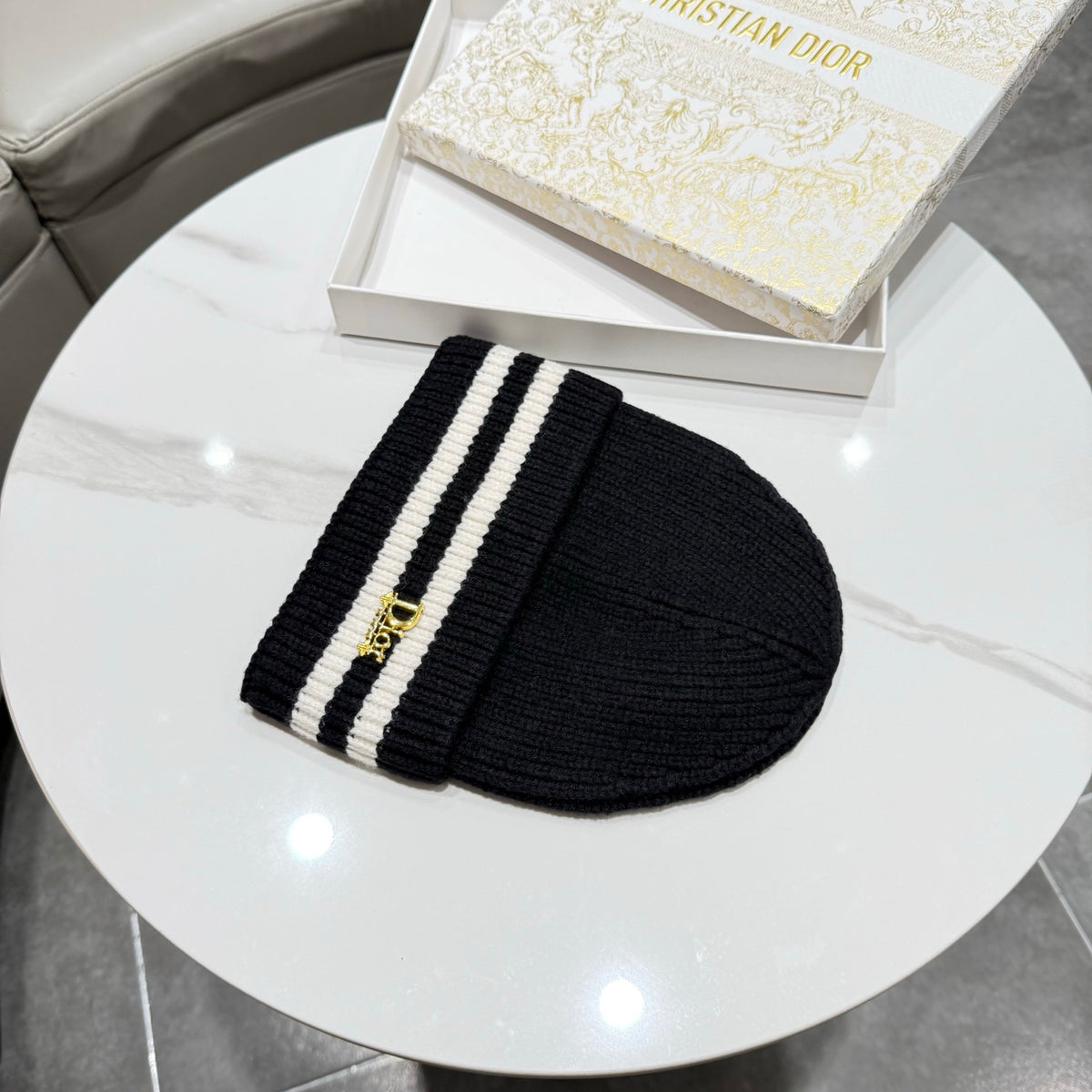 Dior Knit Beanie - image 8