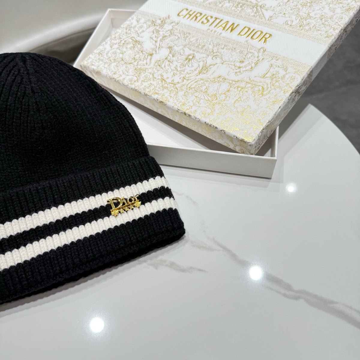 Dior Knit Beanie - image 4