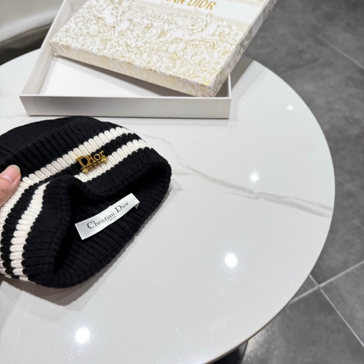 Dior Knit Beanie - image 9