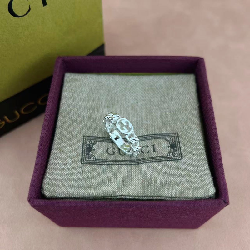 Martin Graham ring in polished metal-tone – close-up detail